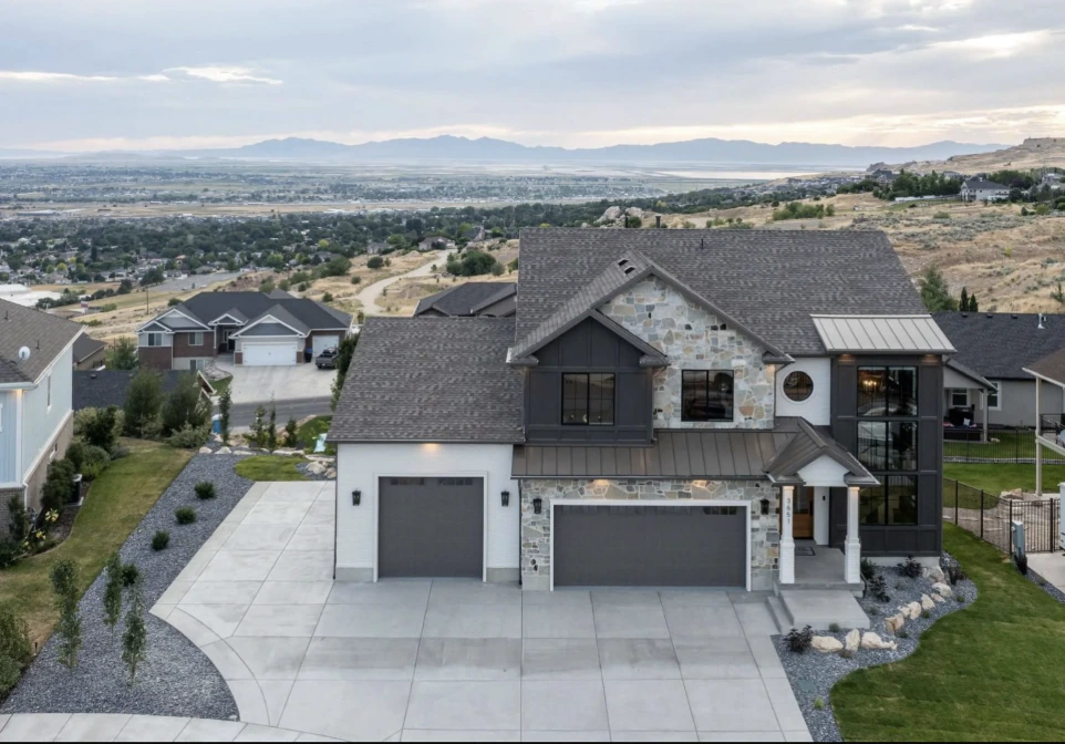 Marquee Homes Exterior Parade Home