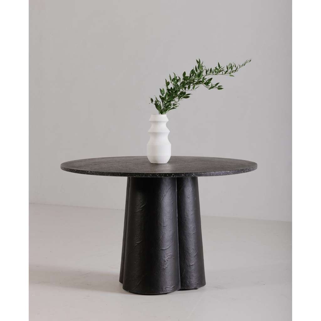 Mono Dining Table Black - 5