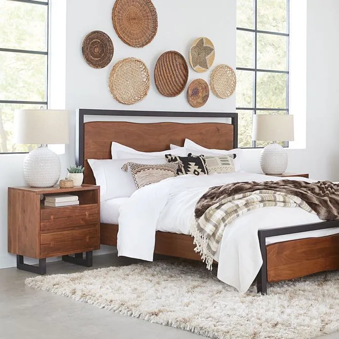 [FAS-PBQWN] Aspen Queen Bed in Walnut